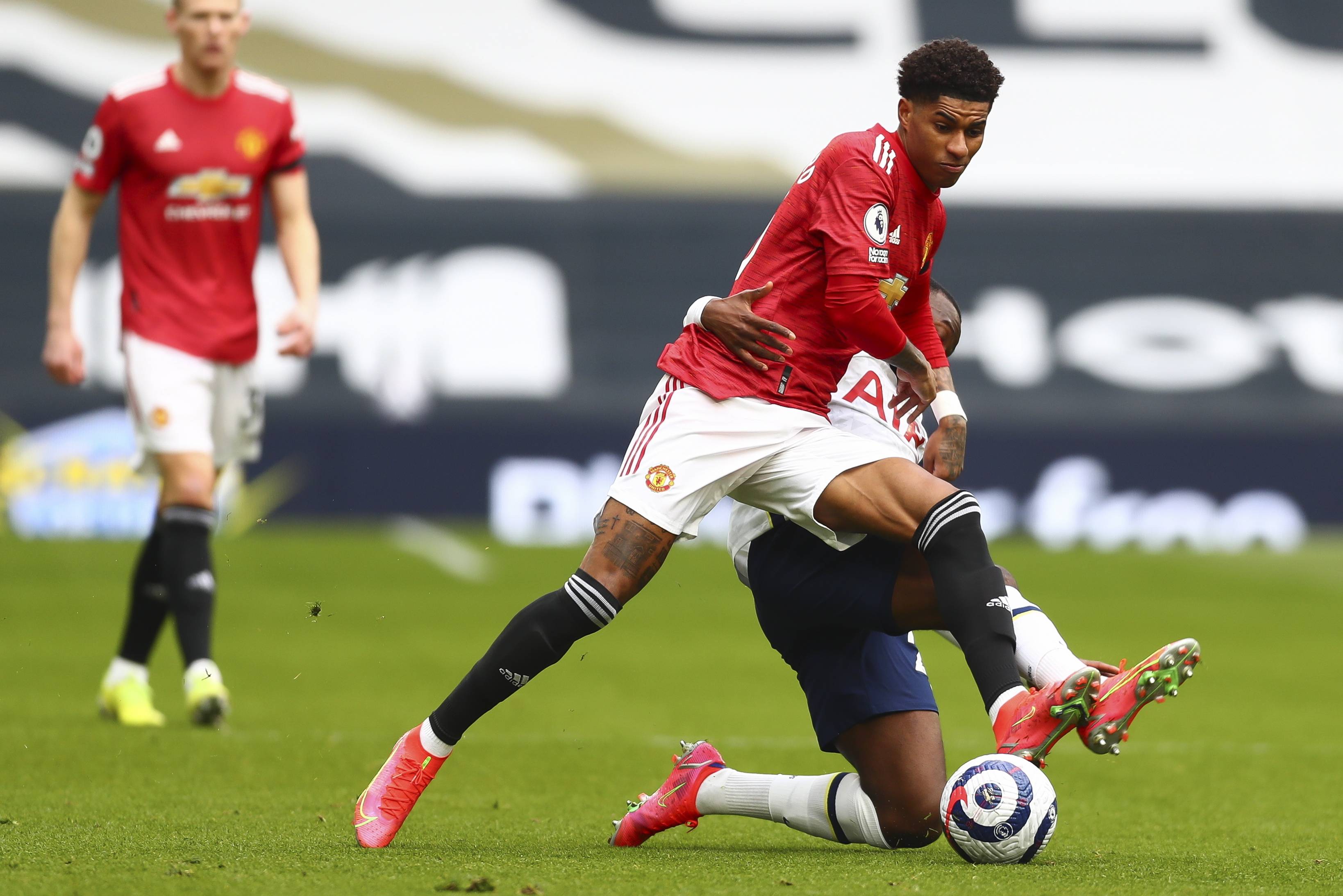 员在不同战 员在不同战